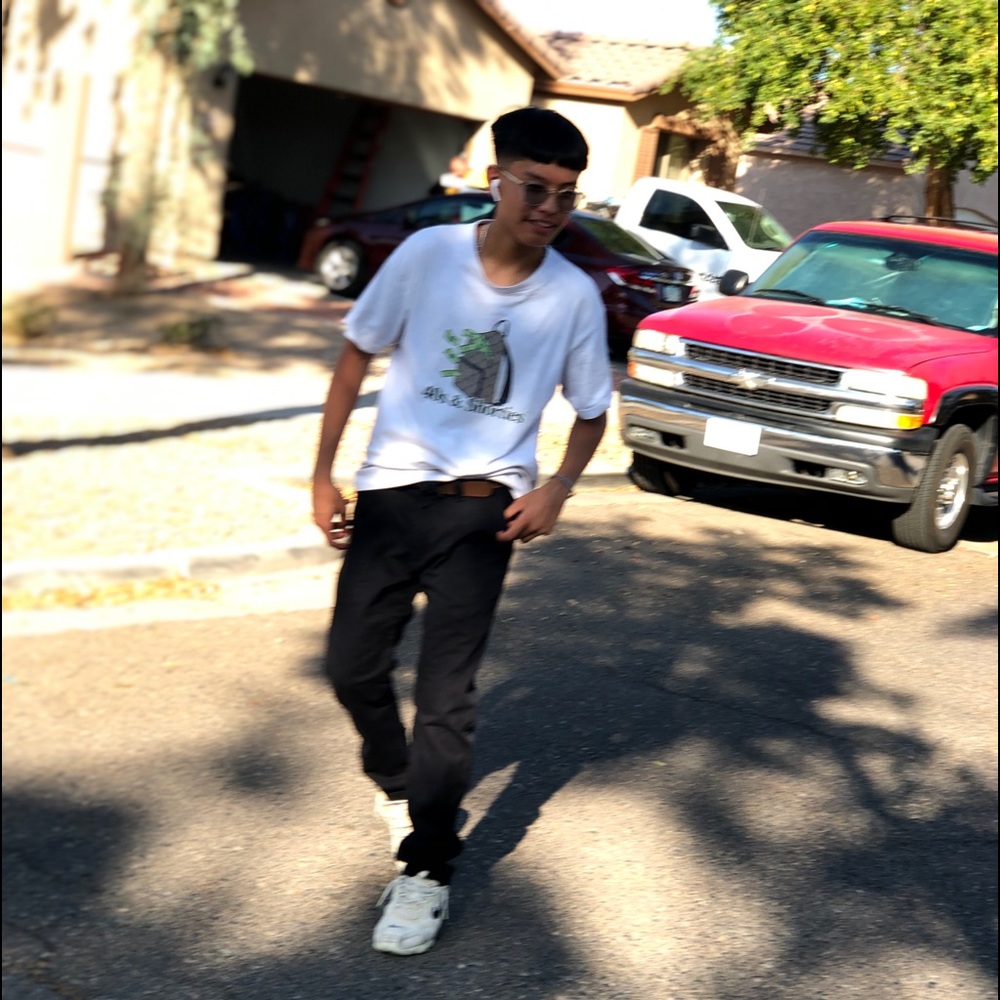 Meet your Posher, Joshua